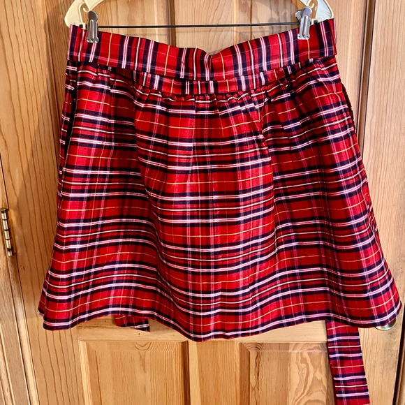 Crown & Ivy Red Plaid Holiday Party Lined New SZ 16 Mini Skirt Side Zip Pockets - Picture 13 of 17